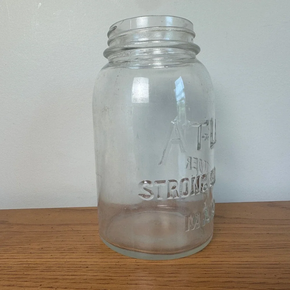 Vintage Atlas Strong Shoulder Mason Jar Clear Glass Quart‎ Size Canning Jar